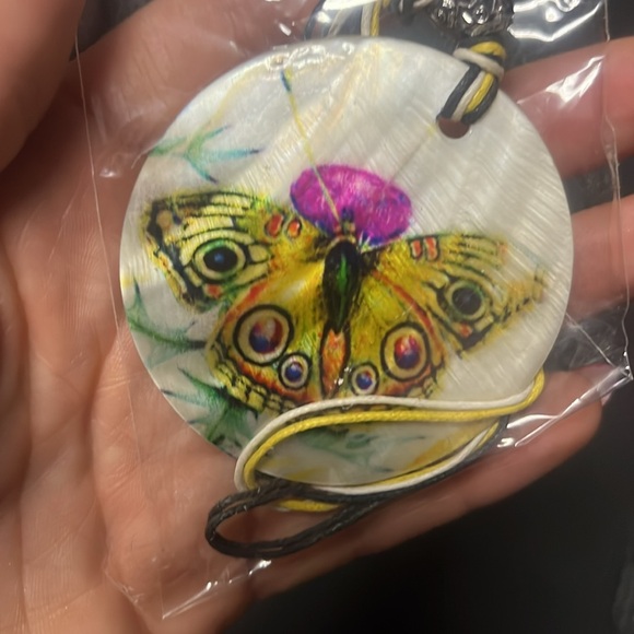 Costume jewelry. Butterfly Necklace - Picture 3 of 4